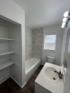 2821 Pershing Ave, Sarasota, FL 34234