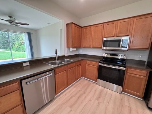 10632 58th St E, Parrish, FL 34219