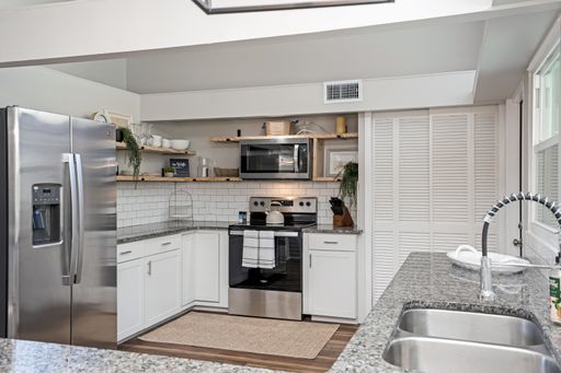 2213 Wason Rd, #2, Sarasota, FL 34231