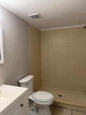 1200 70th St. N, Unit 10, St. Petersburg, FL 33710