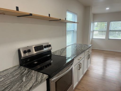 2021 3rd Ave E , Bradenton, FL 34208