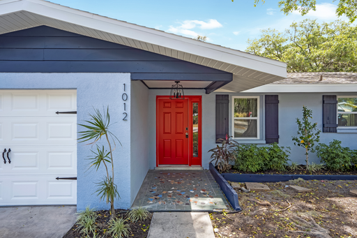 Beautiful 3-Bedroom Pool Home in Ellenton – Available Furnished or Unfurnished
