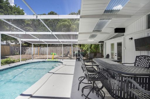 2213 Wason Rd, #2, Sarasota, FL 34231