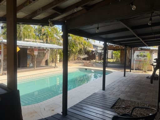 432 51st St W, Palmetto, FL 34221