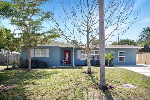 2001 25th Ave W, Bradenton, FL 34205