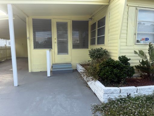 4116 7th St. E , Bradenton, FL 34208