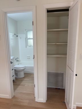 432 51st St W, Palmetto, FL 34221