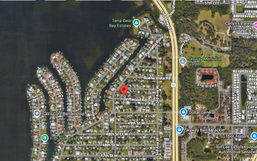 432 51st St W, Palmetto, FL 34221