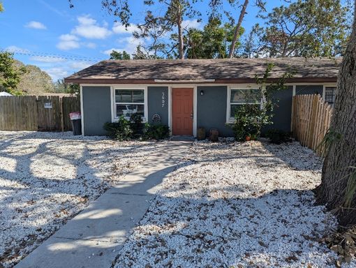 5607 20th St W, Bradenton, FL 34207