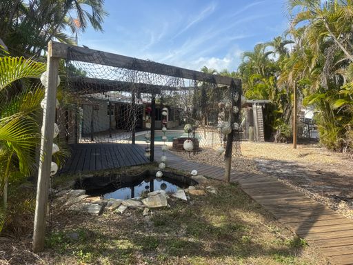 432 51st St W, Palmetto, FL 34221