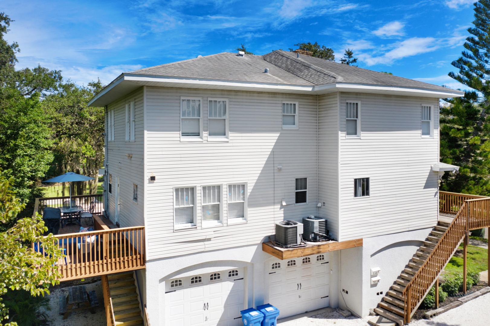 Bradenton Apartment: 1202 20th St W