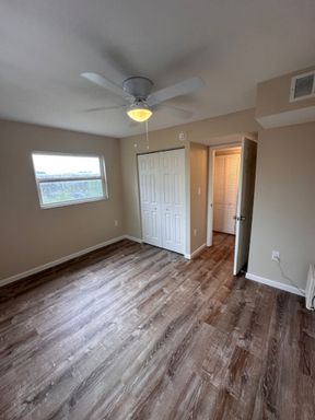 3777 Lake Bayshore Dr., H401, Bradenton, FL 34205