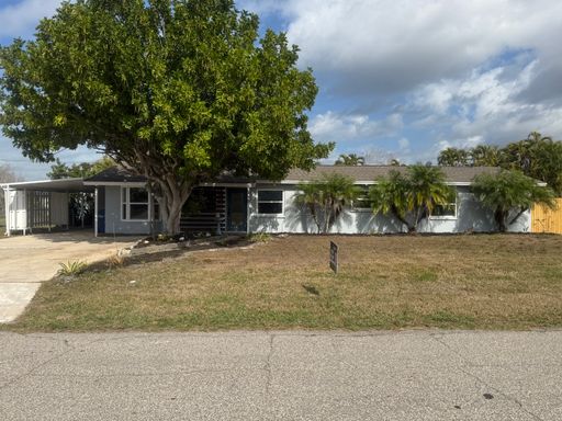 432 51st St W, Palmetto, FL 34221
