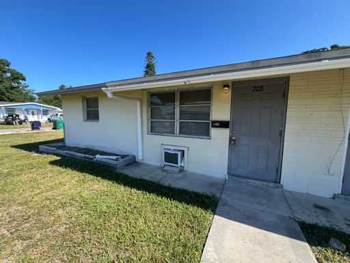 1208 12th Ave W, Unit B, Palmetto, FL 34221