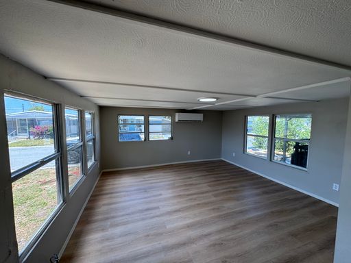 1106 50th Ave W, Bradenton, FL 34207