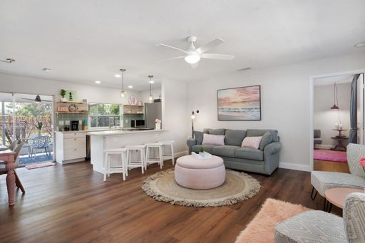 2001 25th Ave W, Bradenton, FL 34205