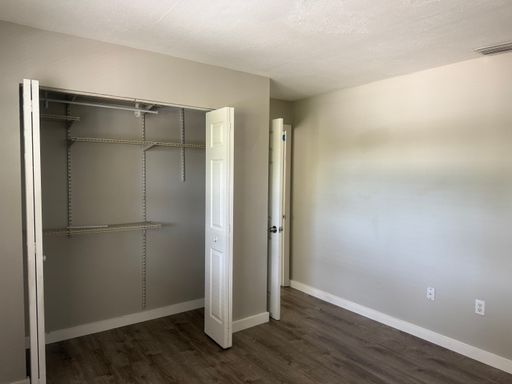 927 33rd Ave W, Bradenton, FL 34205