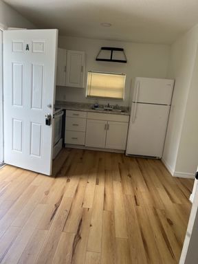 710 25th St W, Bradenton, FL 34205