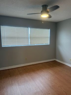 900 70th St. N - 207, St. Petersburg, FL 33710