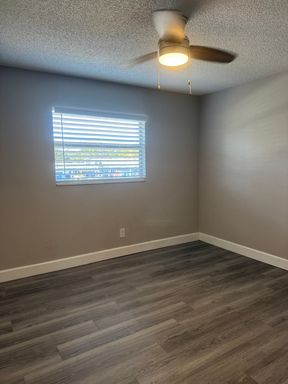 900 70th St. N - 202, St. Petersburg, FL 33710