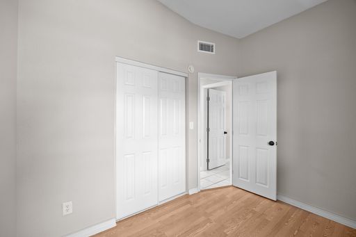 818 28th St Cir E, Bradenton, FL 34208