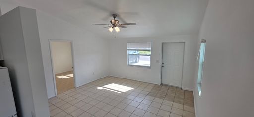 2214 30th Ave W, Bradenton, FL 34205