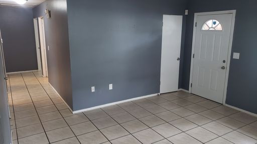 512 27th Ave W, Bradenton, FL 34205