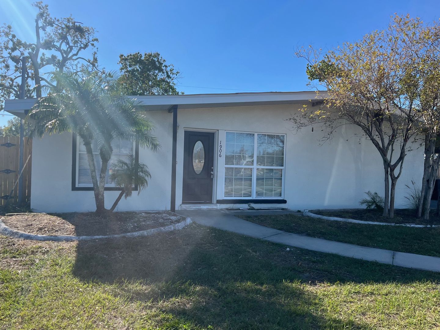 Bradenton House: 1906 31st St W