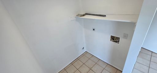 2214 30th Ave W, Bradenton, FL 34205