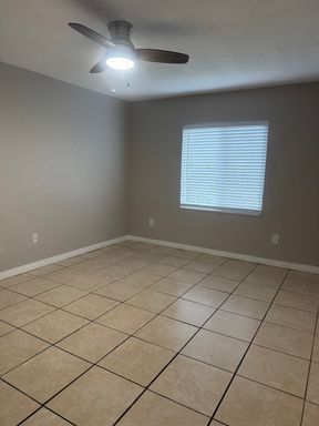 1200 70th St. N, Unit 10, St. Petersburg, FL 33710