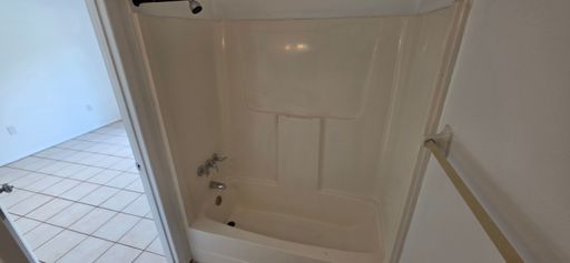 2214 30th Ave W, Bradenton, FL 34205