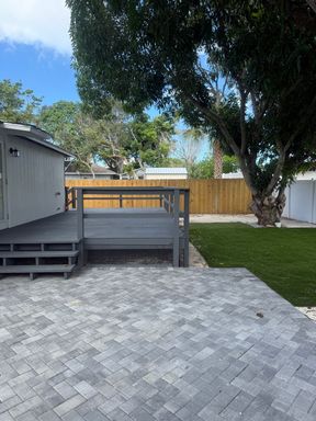 717 84th ST NW, Bradenton, FL 34209