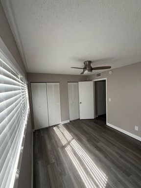 900 70th St. N - 106, St. Petersburg, FL 33710