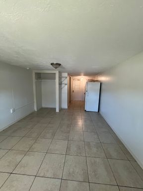 5831 13th St Ct E, Unit C, Bradenton, FL 34203