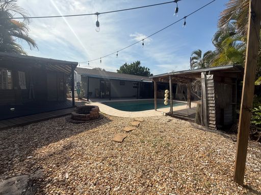 432 51st St W, Palmetto, FL 34221