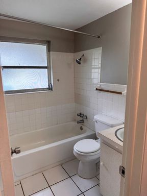 1207 11th Ave W, Unit A, Palmetto, FL 34221