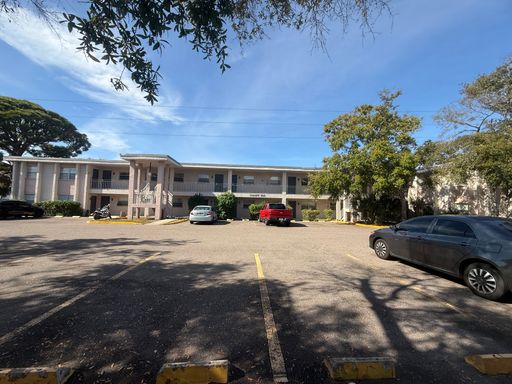 900 70th St. N - 108, St. Petersburg, FL 33710
