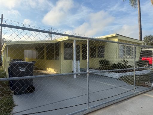 4116 7th St. E , Bradenton, FL 34208