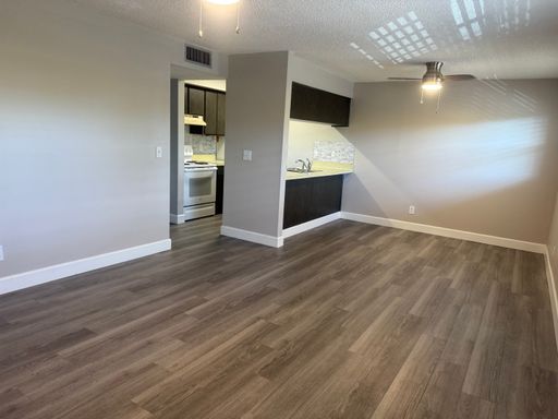 900 70th St. N - 202, St. Petersburg, FL 33710