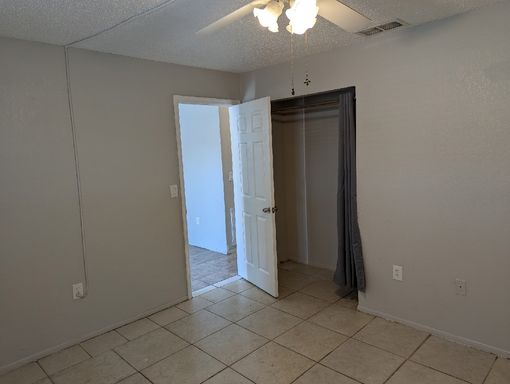 5607 20th St W, Bradenton, FL 34207