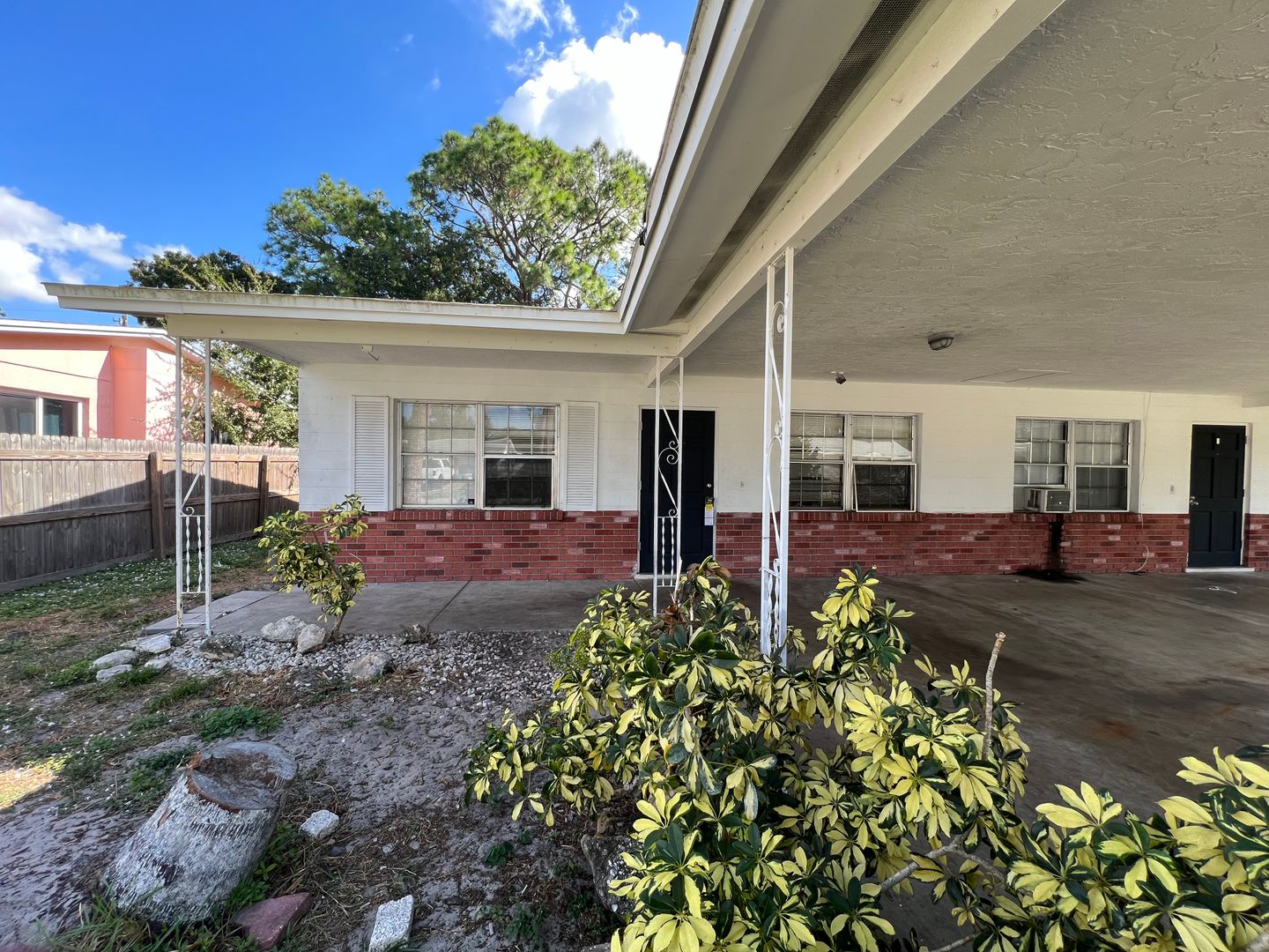 Bradenton Multiplex: 5005 19th St W