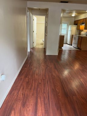 710 25th St W, Bradenton, FL 34205