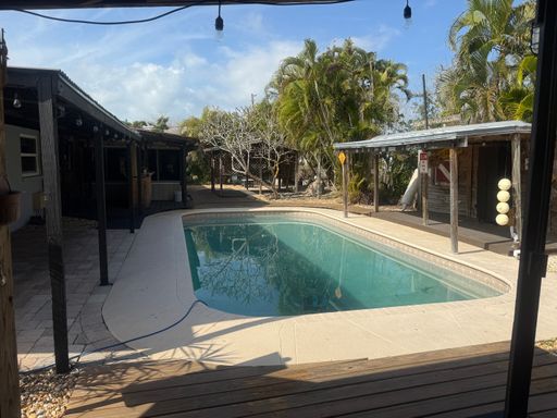 432 51st St W, Palmetto, FL 34221