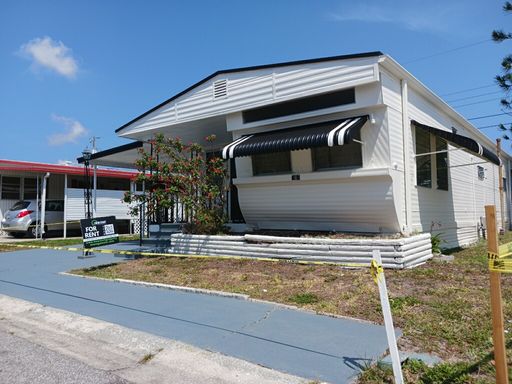 707 50TH Ave W, Bradenton, FL 34207