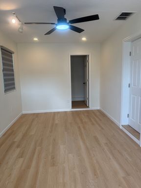 432 51st St W, Palmetto, FL 34221