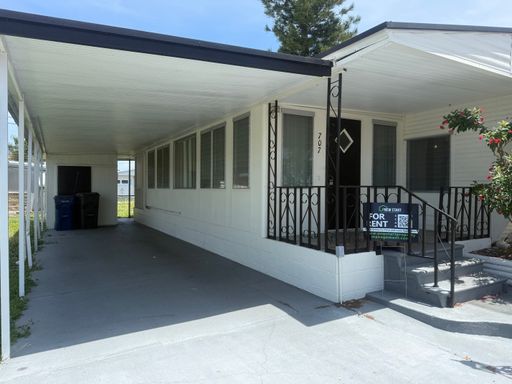 707 50TH Ave W, Bradenton, FL 34207