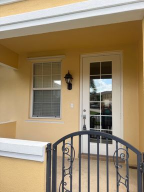 1603 Napoli Dr W, Sarasota, FL 34232