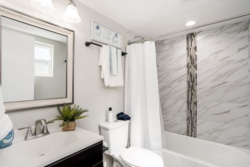 2213 Wason Rd, #2, Sarasota, FL 34231