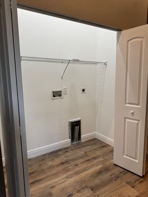 923 Hagle Park Rd, Bradenton, FL 34212