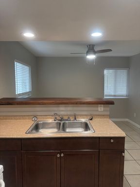 1200 70th St. N, Unit 10, St. Petersburg, FL 33710
